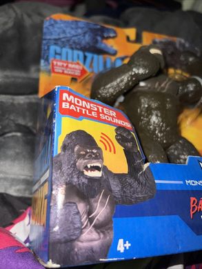 Уценка Коллекционная фигурка Конг Делюкс Battle Roar Kong со звуком (17 см) Godzilla vs. Kong Playmates 35503