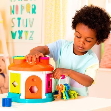 Развивающая игрушка сортер Умный домик (12 форм) Shape Sorter House Battat Lite BT4580Z