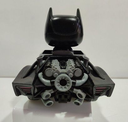 Игровая фигурка (11см) Ride Бэтмен в бетмобиле Funko Pop! 59288