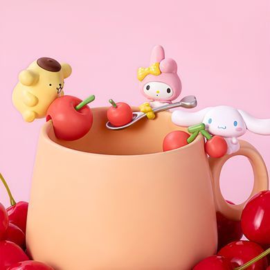 Фігурка-сюрприз Pop Top Hello Kitty та друзі Вишеньки 24MQD-007