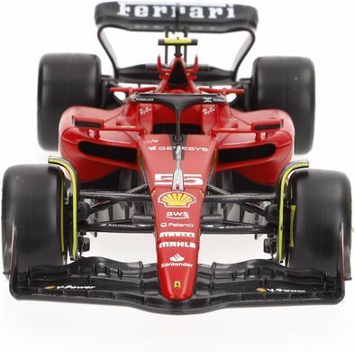 Металева автомодель з фігуркою водія Ferrari SF-23 (1:24) Bburago 18-26809 в асортименті