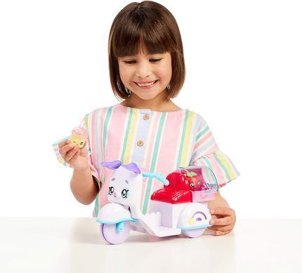 Игровой набор Скутер для куклы Kindi kids Kindi Fun Delivery Scooter Moose Toys 50027