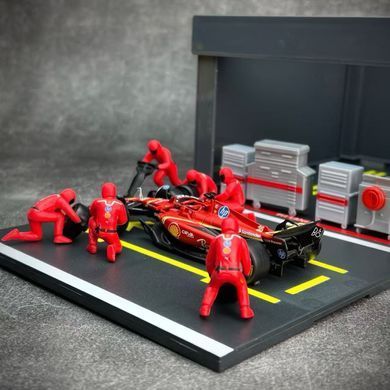 Игровой набор из серии Formula Pit Pass с болидом Ferrari SF-24 Bburago 18-36862 (#16) масштаб 1/43