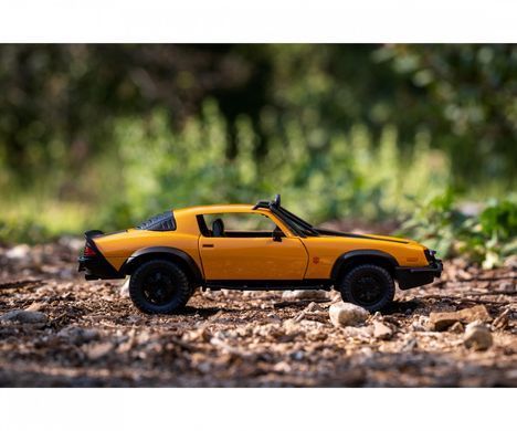 Металлическая машинка Трансформеры Бамблби (1:24) 1977 Chevrolet Camaro Bumblebee Jada Toys 253115010