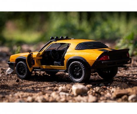 Металлическая машинка Трансформеры Бамблби (1:24) 1977 Chevrolet Camaro Bumblebee Jada Toys 253115010