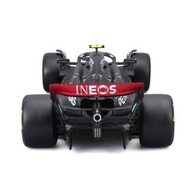 Металевий авто-конструктор metal kits Mercedes-AMG F1 W14 E Performance (1:24) Bburago 18-28510 в асортименті