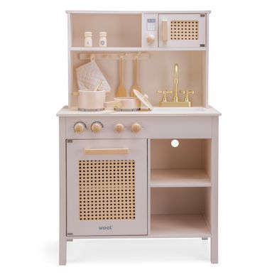 Игровая деревянная кухня New Classic Toys 11046
