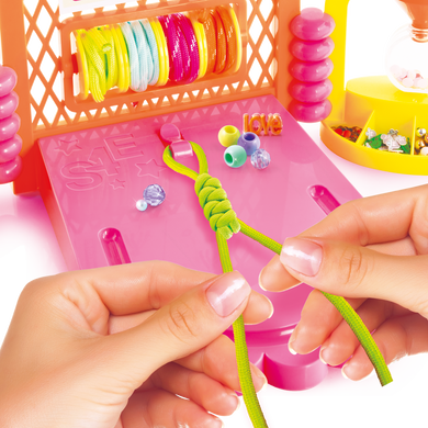 Набор для творчества Style 4 Ever Мастерская брелоков со станком Canal Toys OFG366