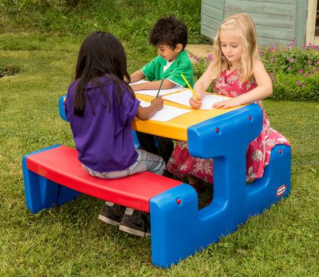 Великий дитячий стіл для пікніка Large Picnic Table Little Tikes 4668