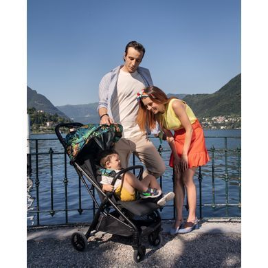 Легка прогулянкова коляска Peg-Perego Selfie Jaguars IP22000000JL24RO01