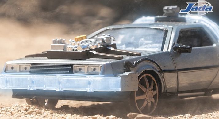 Металева машина 1/24 DeLorean Назад у майбутнє 3 Time Machine Jada Toys 253255073 зі світлом