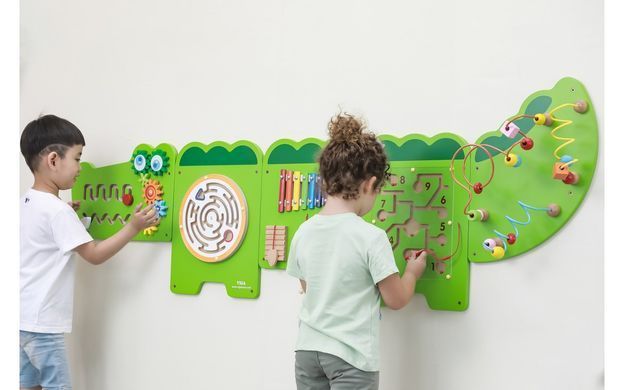Настенная игрушка бизиборд Крокодил Viga Toys 50346 сертификат FSC Монтессори