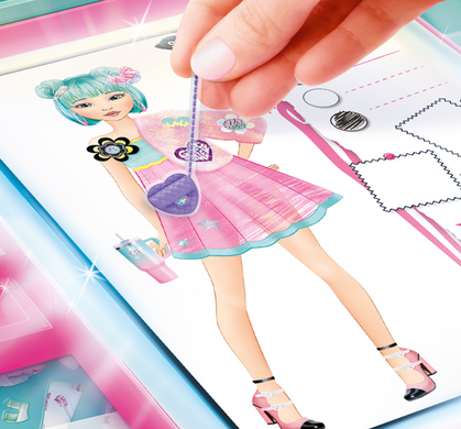 Набір для творчості Дизайн одягу Style 4 Ever Fashion Designer Light Up Studio Canal Toys OFG303 з підсвіткою
