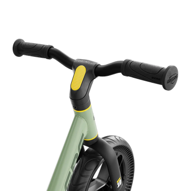 Двоколісний біговел MOOV 10 green Berg 24.81.01.00 від 2 років