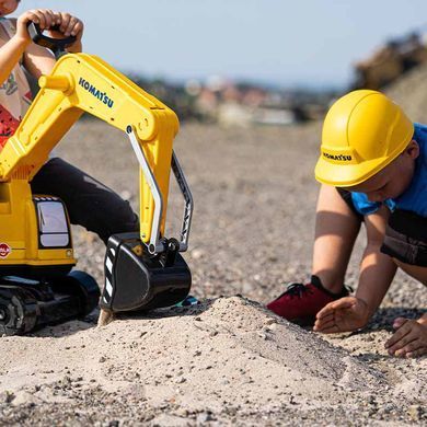 Поворотний екскаватор Komatsu рухомий ківш Falk 146 від 3 років