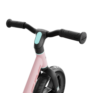 Двоколісний біговел MOOV 10 pink Berg 24.81.02.00 від 2 років