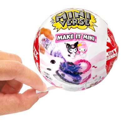 Игровой набор MGA's Miniverse Make It Mini Hello Kitty and Friends 547235