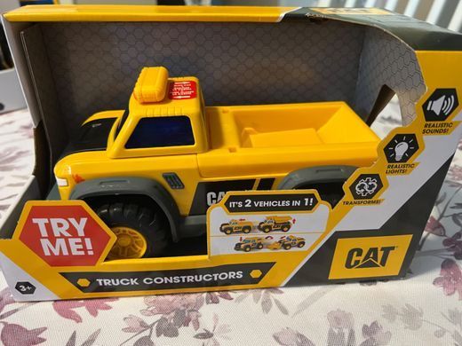 Уценка Машинка-трансформер 2в1 пикап-самосвал CAT Truck Constructors Dump Truck Funrise 83193 свет и звук