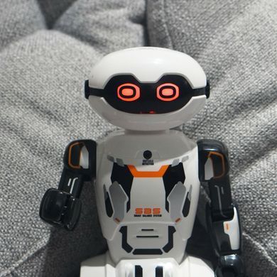 Уцінка Інтерактивний робот на радіокеруванні YCOO NEO Macrobot Silverlit 88045