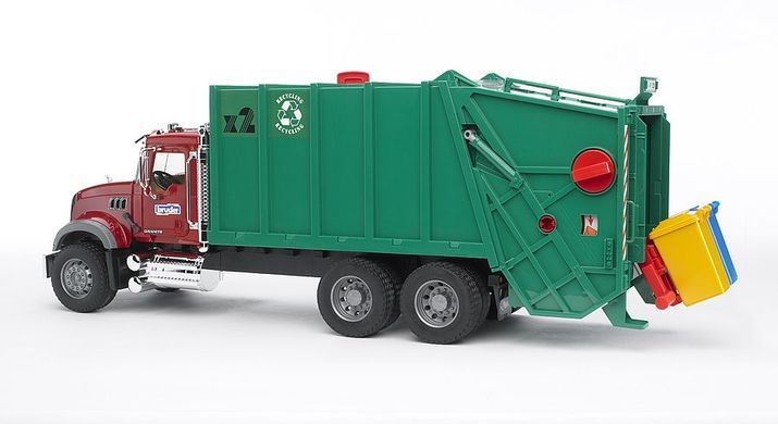 Грузовик мусоровоз MACK Granite (69 см) Bruder 02812