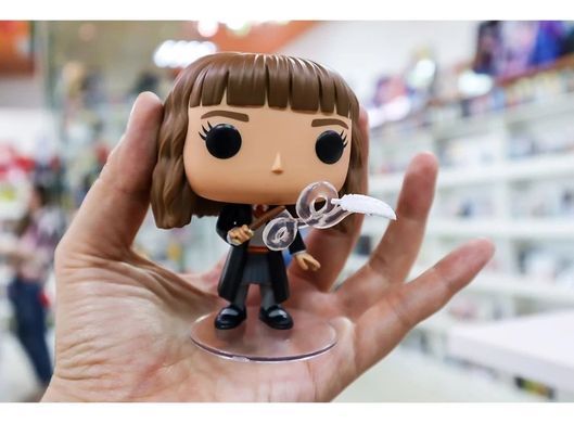 Ігрова фігурка Герміона з пером серії Гаррі Поттер Funko Pop 48065