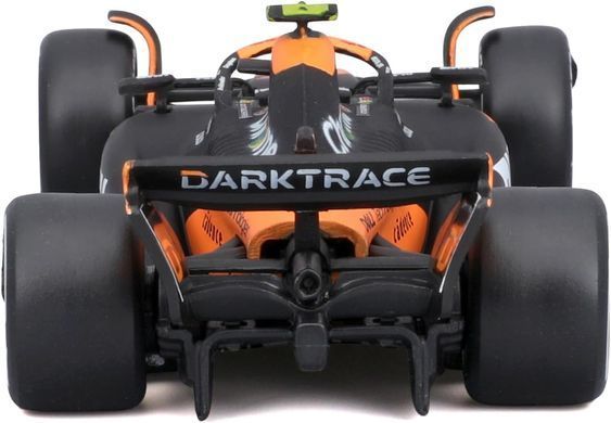 Металева машинка McLaren MCL38 (1:43) Bburago 18-38214