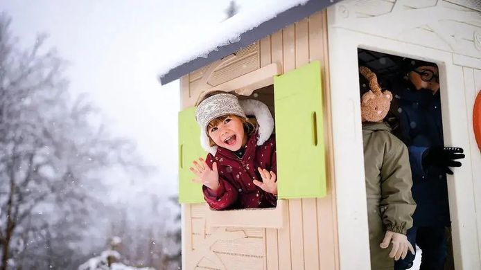 Игровой двухкомнатный домик с горкой Веселые приключения Adventure Playhouse Smoby Life 7600811100