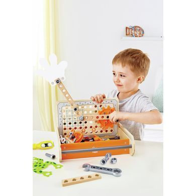 Набор инструментов для экспериментов (32 дет.) Junior Inventor Science Experiment Toolbox Hape E3029