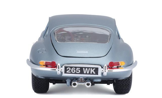 Металева автомодель Jaguar E-Type Coupe (1961) Bburago 18-12044 у масштабі 1/18