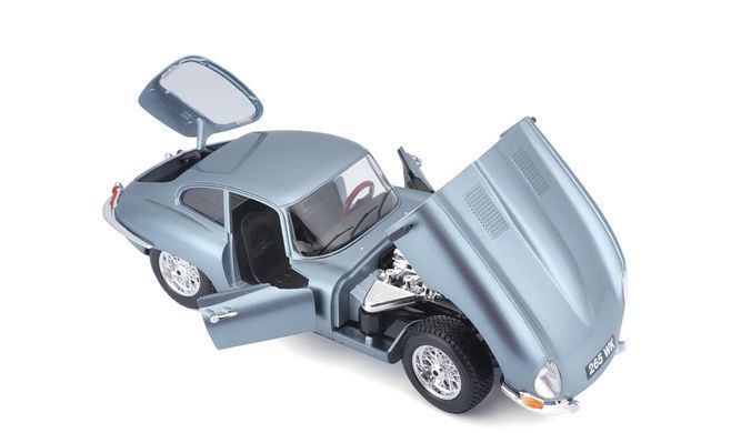 Металева автомодель Jaguar E-Type Coupe (1961) Bburago 18-12044 у масштабі 1/18